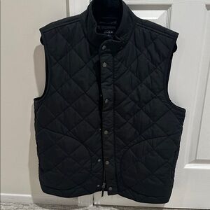 J. Crew Black Quilted Vest w/ corduroy trim at collar and
Zipper sz M